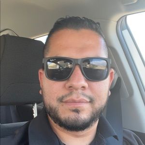 Meet your Posher, Rafael